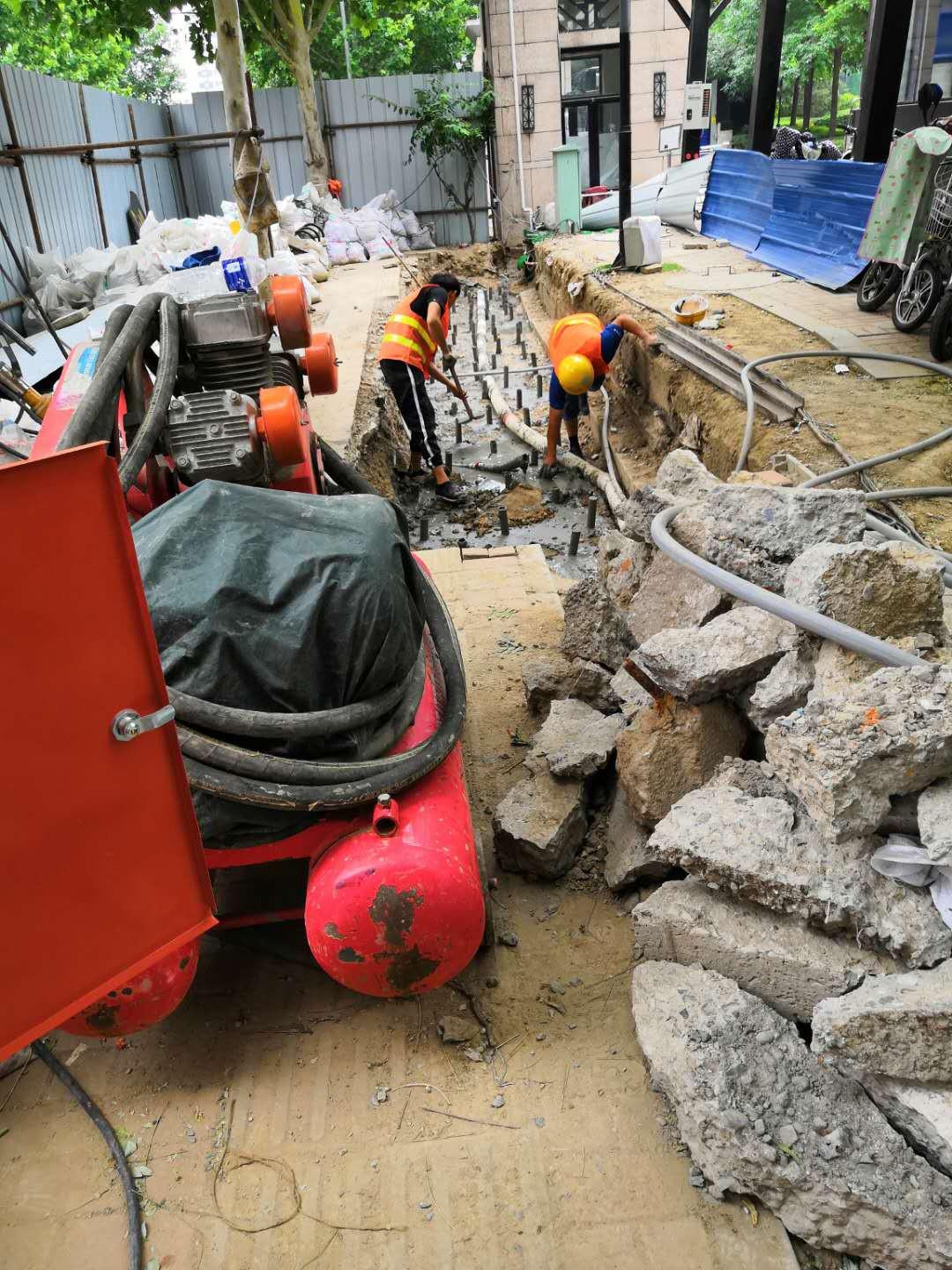 西塞山地基加固解决房子的地基下沉问题